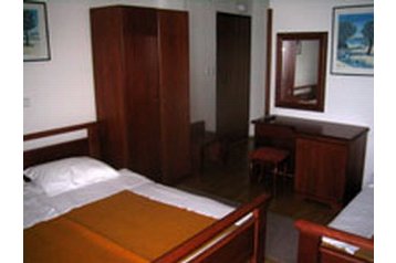 Makedonija Privát Lagadin, Eksterijer